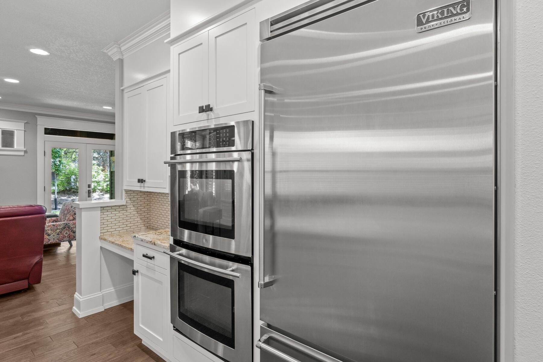 Broken Top - Residential