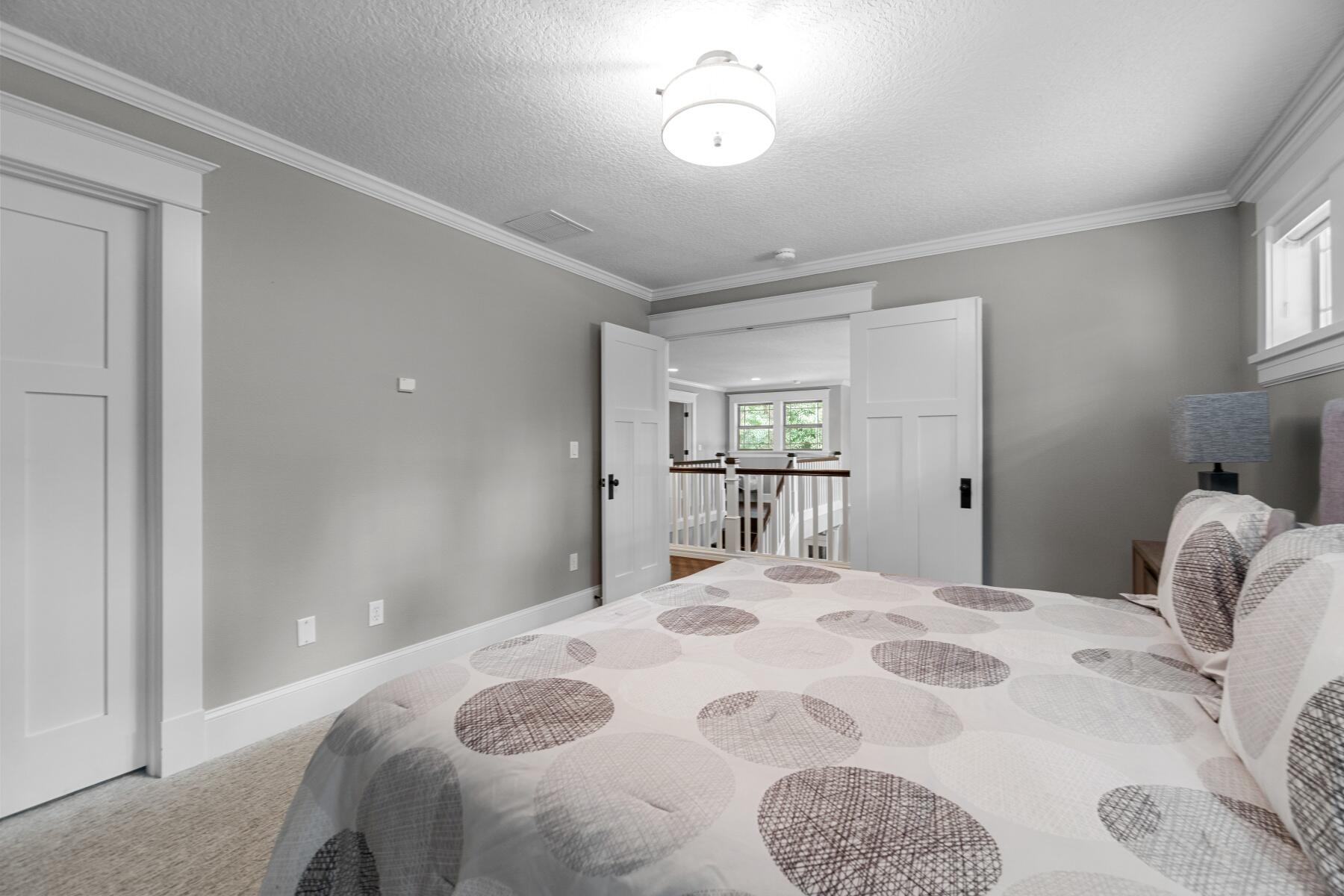 Broken Top - Residential