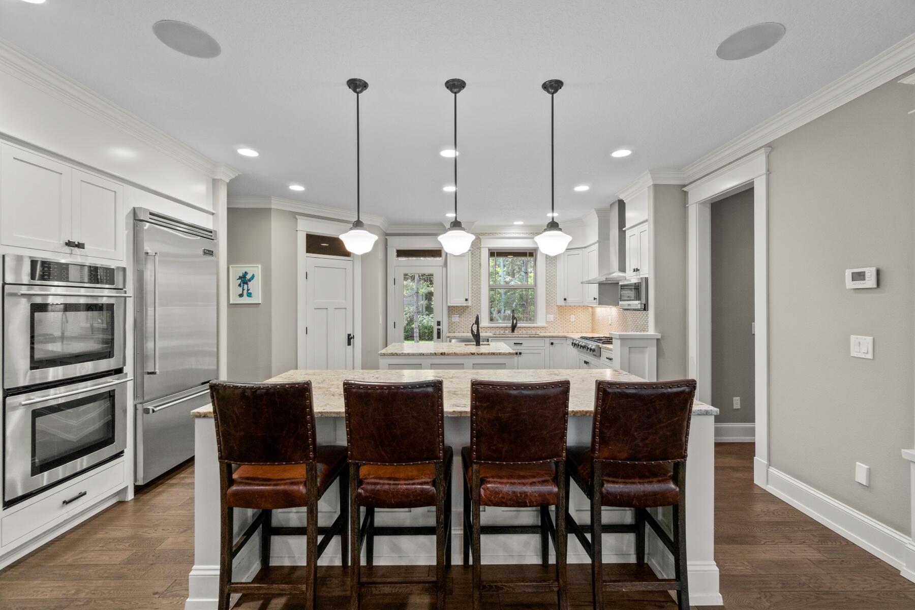 Broken Top - Residential