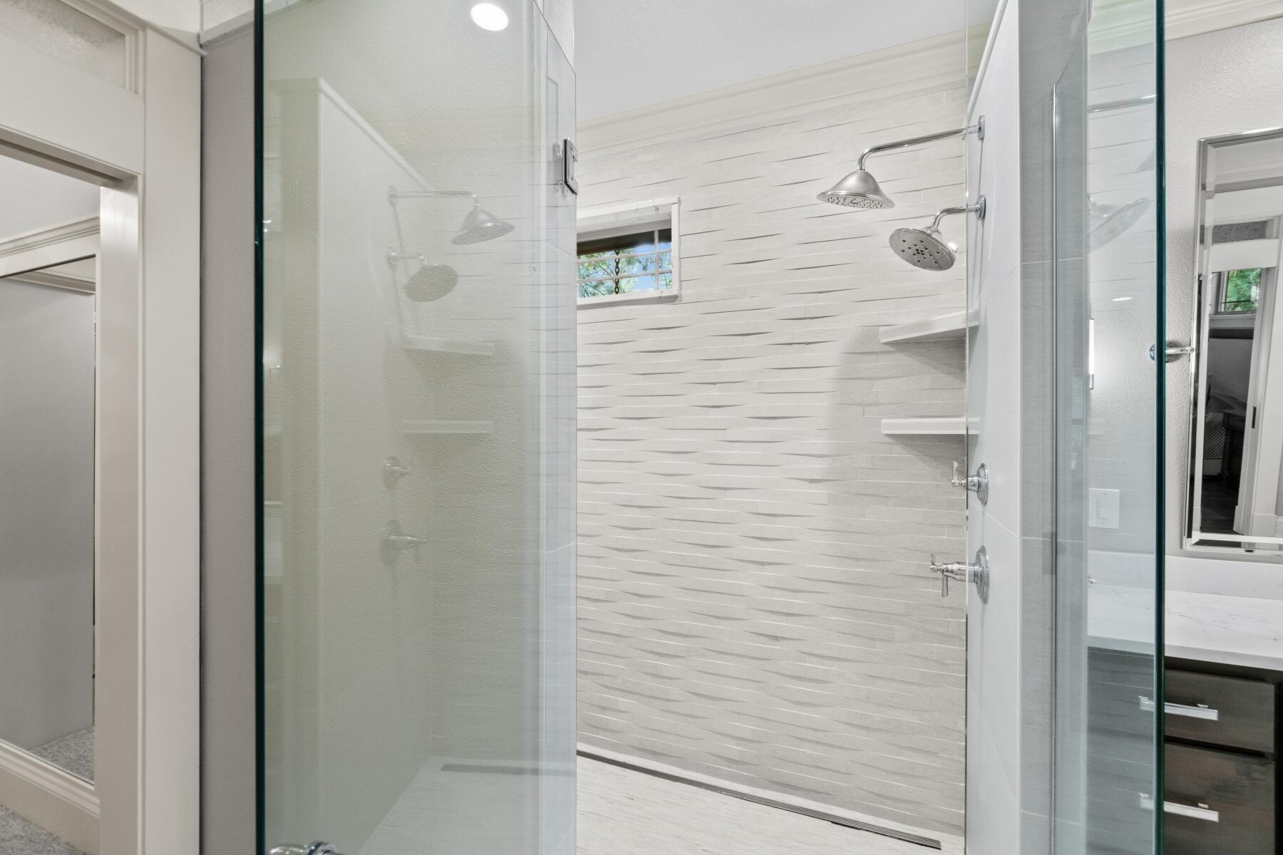 Broken Top - Residential