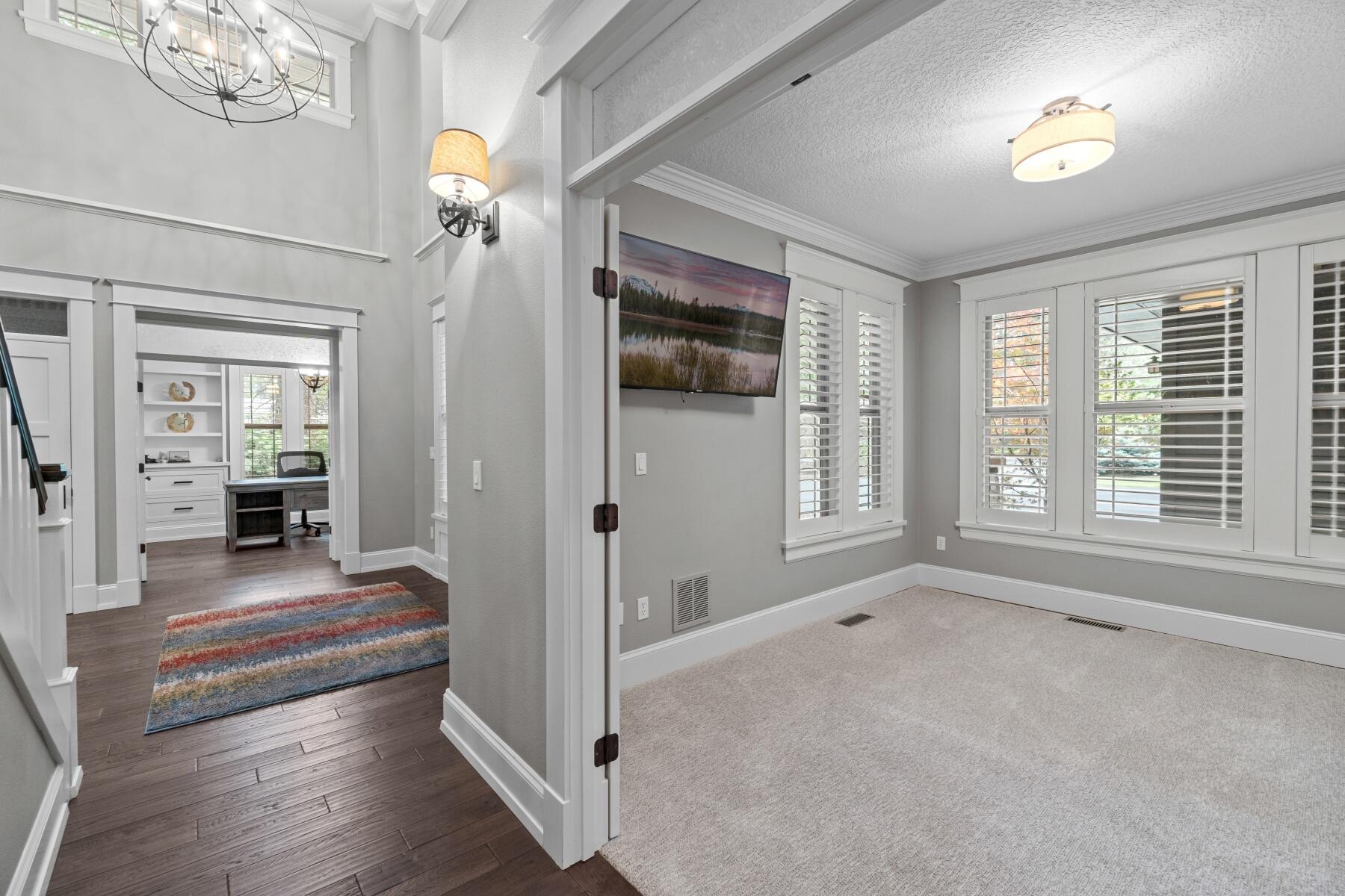 Broken Top - Residential