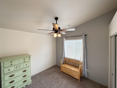 Tiny photo for 1627 S Columbus Avenue, Medford, OR 97501 (MLS # 220211887)