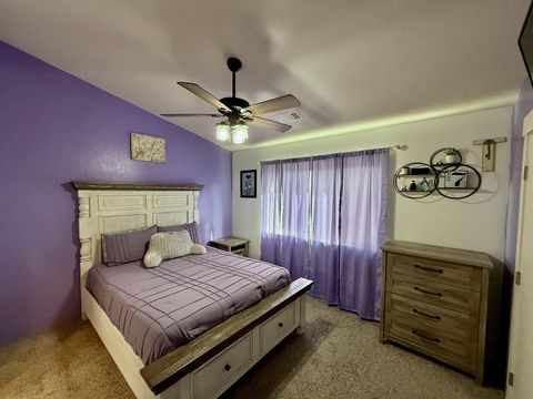 Tiny photo for 1627 S Columbus Avenue, Medford, OR 97501 (MLS # 220211887)