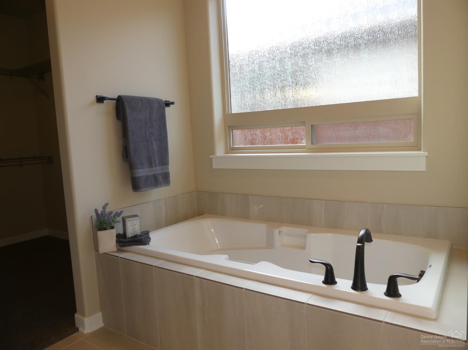 Ochoco Pointe - Residential