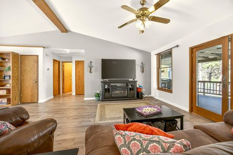 Tiny photo for 2542 Thomas Terrace, Grants Pass, OR 97527 (MLS # 220216948)