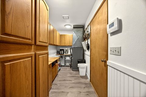 Tiny photo for 2542 Thomas Terrace, Grants Pass, OR 97527 (MLS # 220216948)