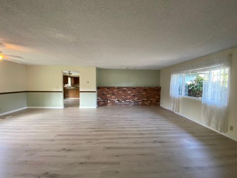 Tiny photo for 1755 Axtell Drive, Grants Pass, OR 97527 (MLS # 220219542)