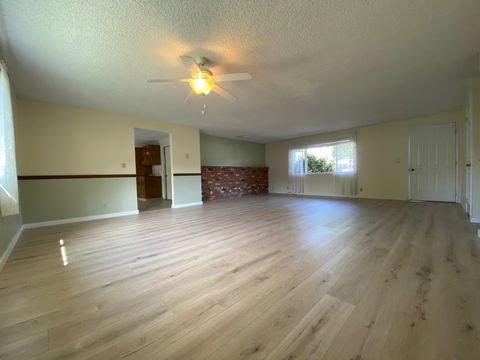 Tiny photo for 1755 Axtell Drive, Grants Pass, OR 97527 (MLS # 220219542)