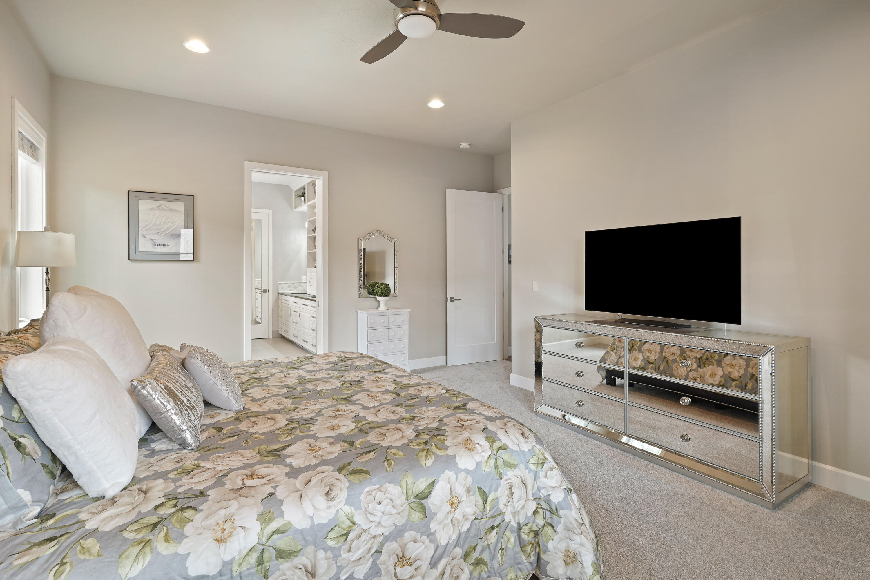 Three Pines Ridge - Residential