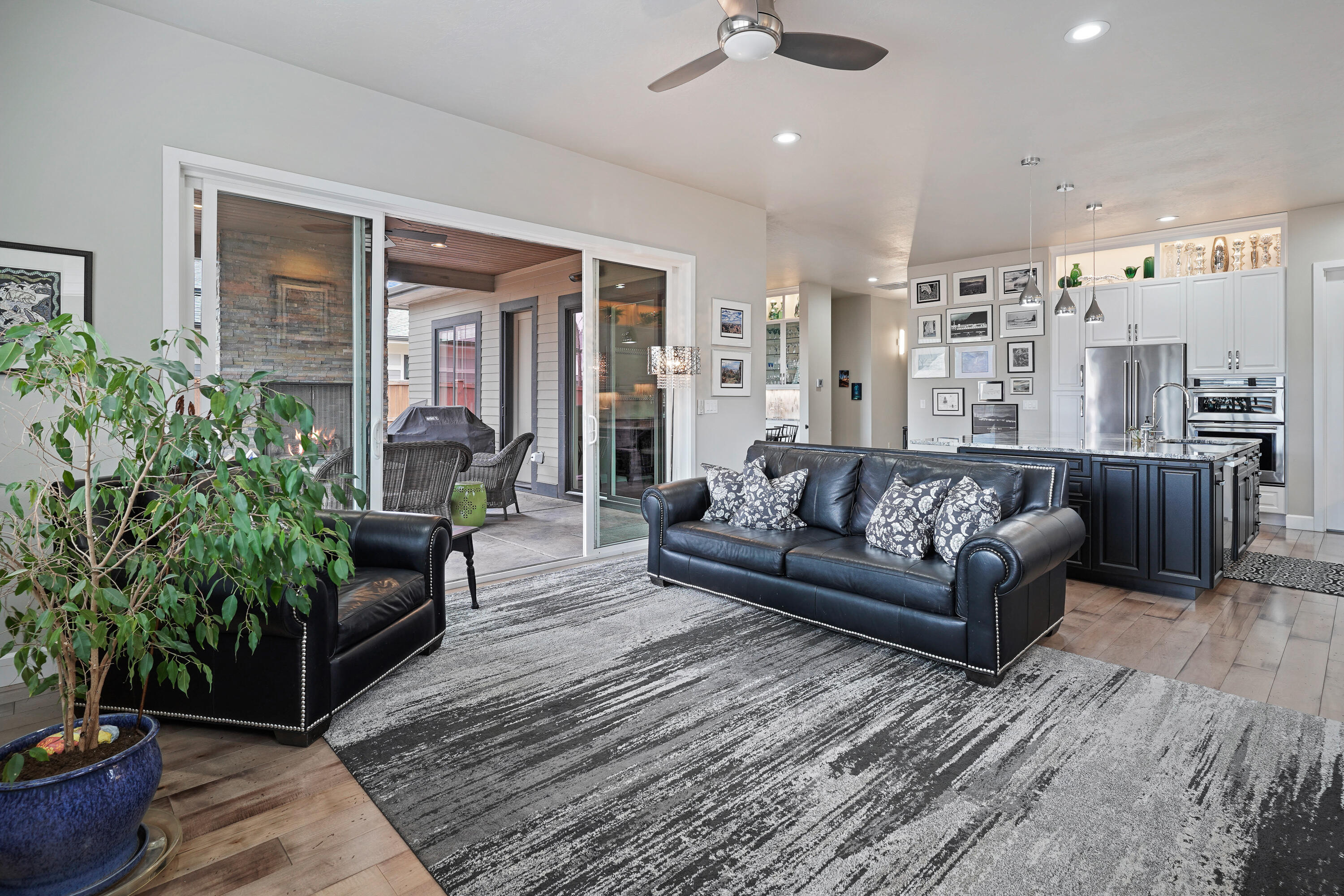 Three Pines Ridge - Residential