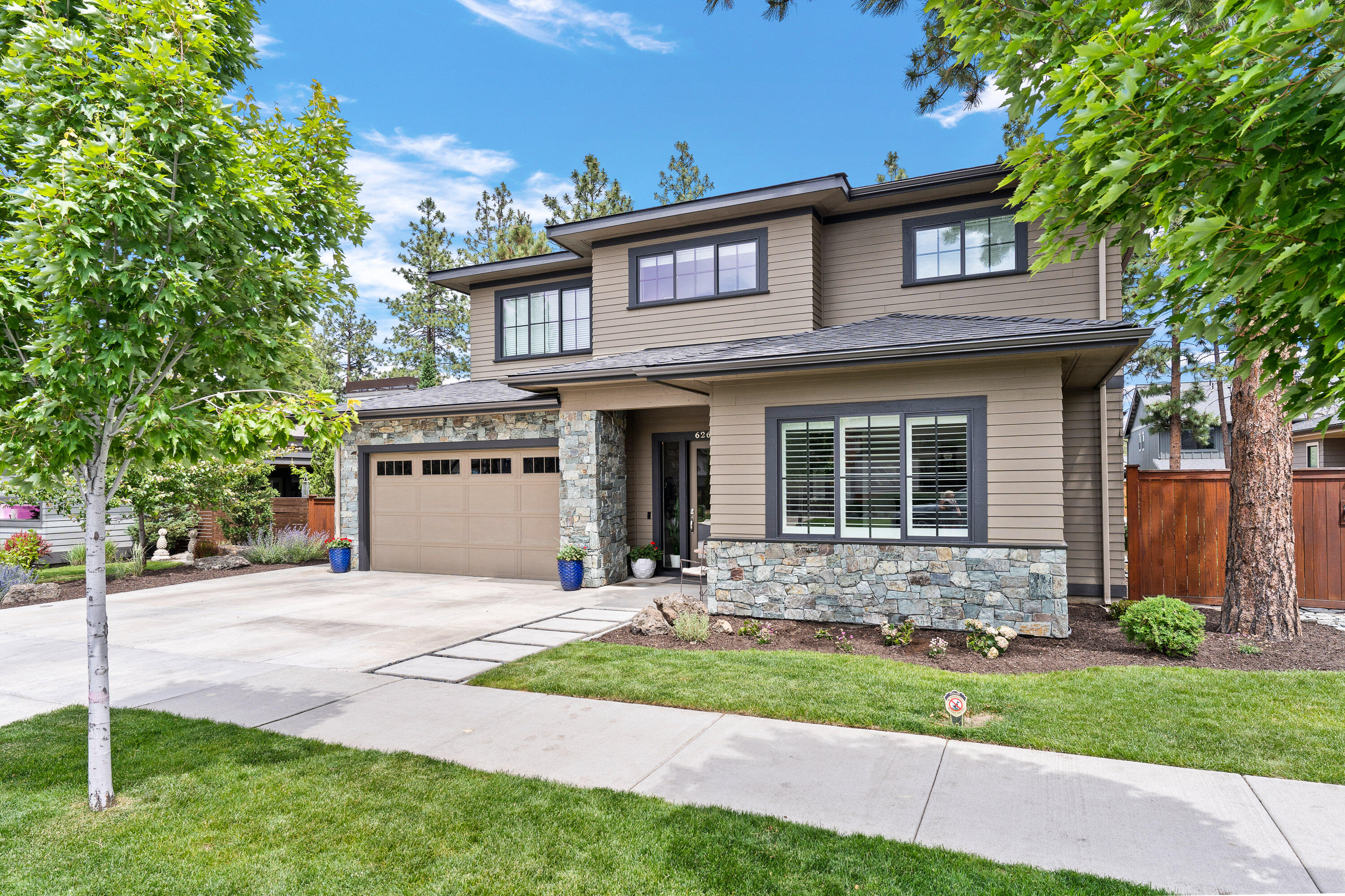 Three Pines Ridge - Residential