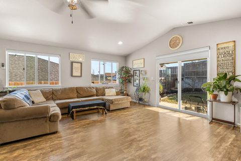 Tiny photo for 917 Stonewater Drive, Eagle Point, OR 97524 (MLS # 220215064)