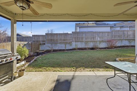 Tiny photo for 917 Stonewater Drive, Eagle Point, OR 97524 (MLS # 220215064)