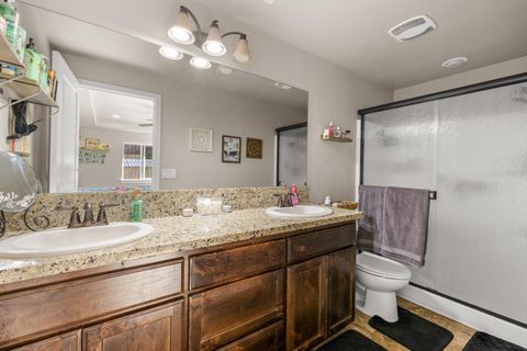 Tiny photo for 917 Stonewater Drive, Eagle Point, OR 97524 (MLS # 220215064)