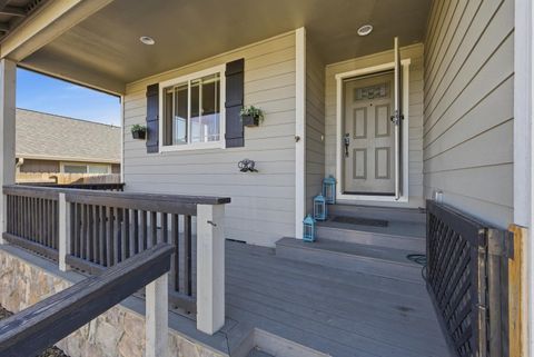 Tiny photo for 917 Stonewater Drive, Eagle Point, OR 97524 (MLS # 220215064)