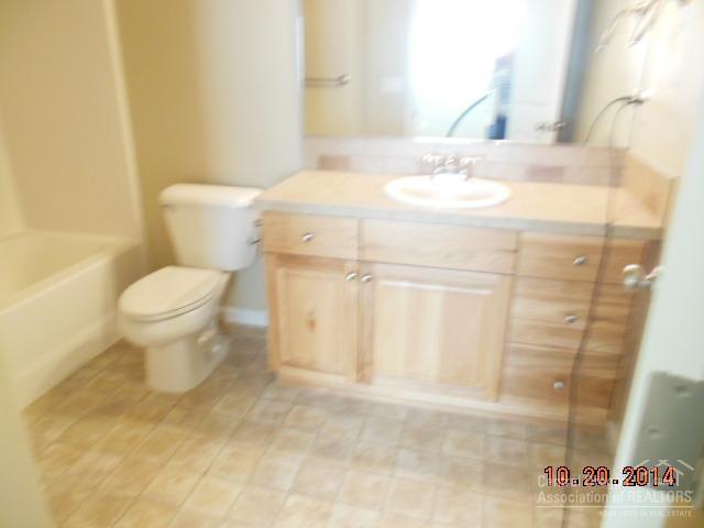 Lava Ridges - Residential