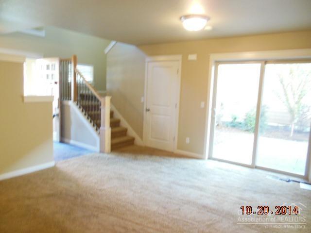 Lava Ridges - Residential