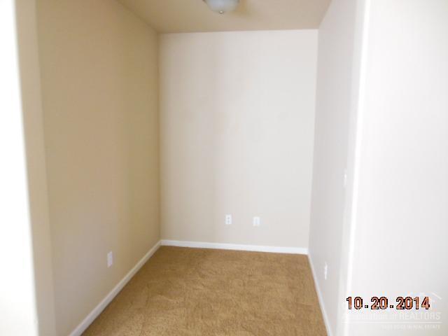 Lava Ridges - Residential