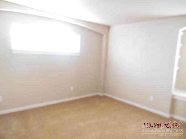 Lava Ridges - Residential