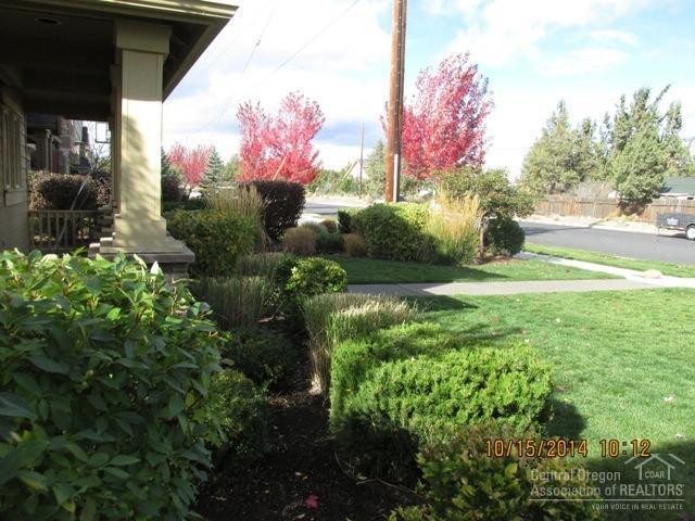 Lava Ridges - Residential