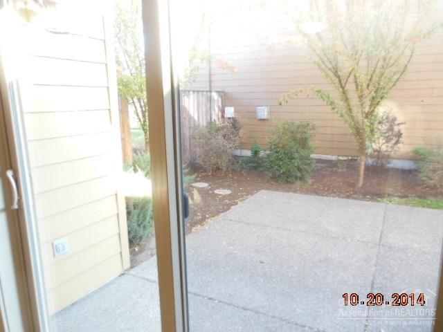 Lava Ridges - Residential