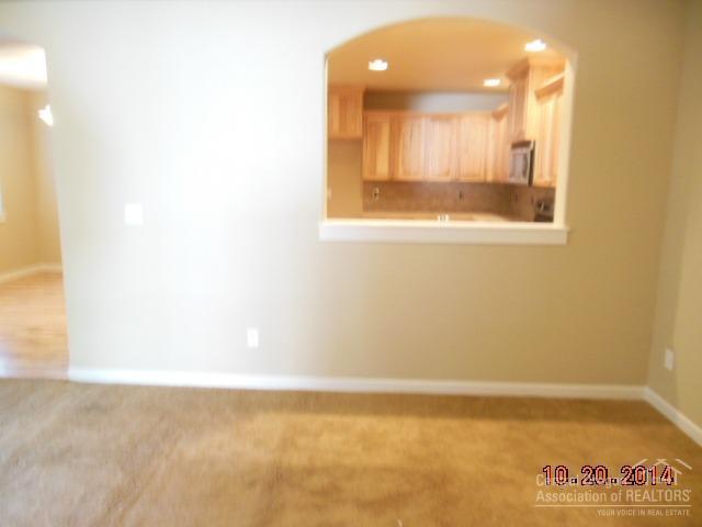 Lava Ridges - Residential