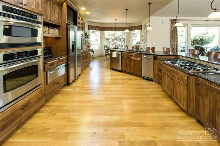 Eagle Crest - Residential