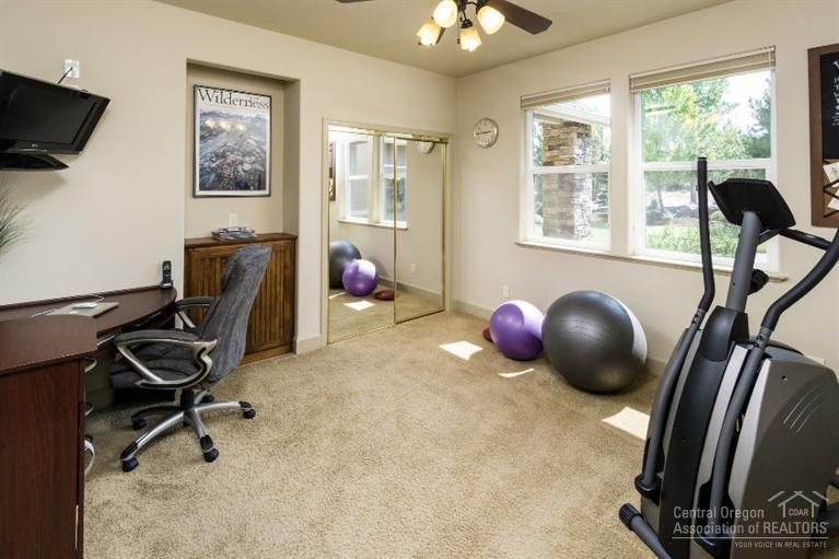 Eagle Crest - Residential