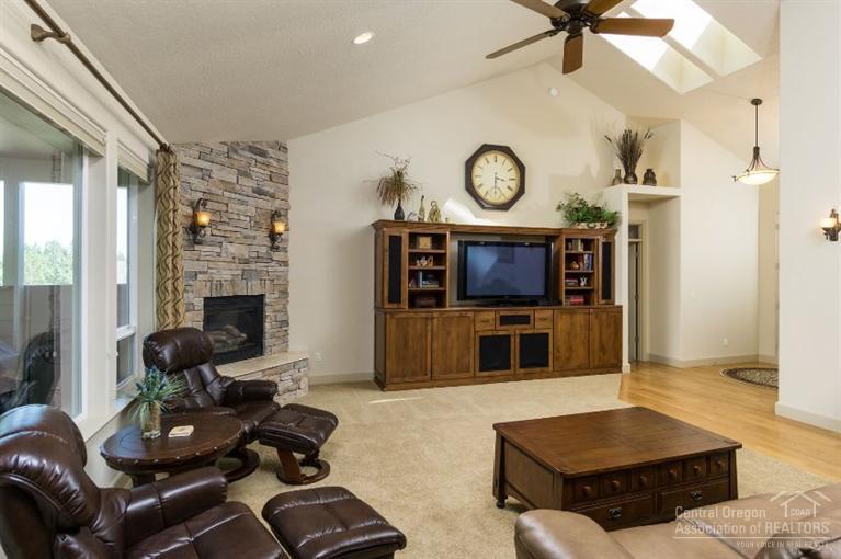 Eagle Crest - Residential