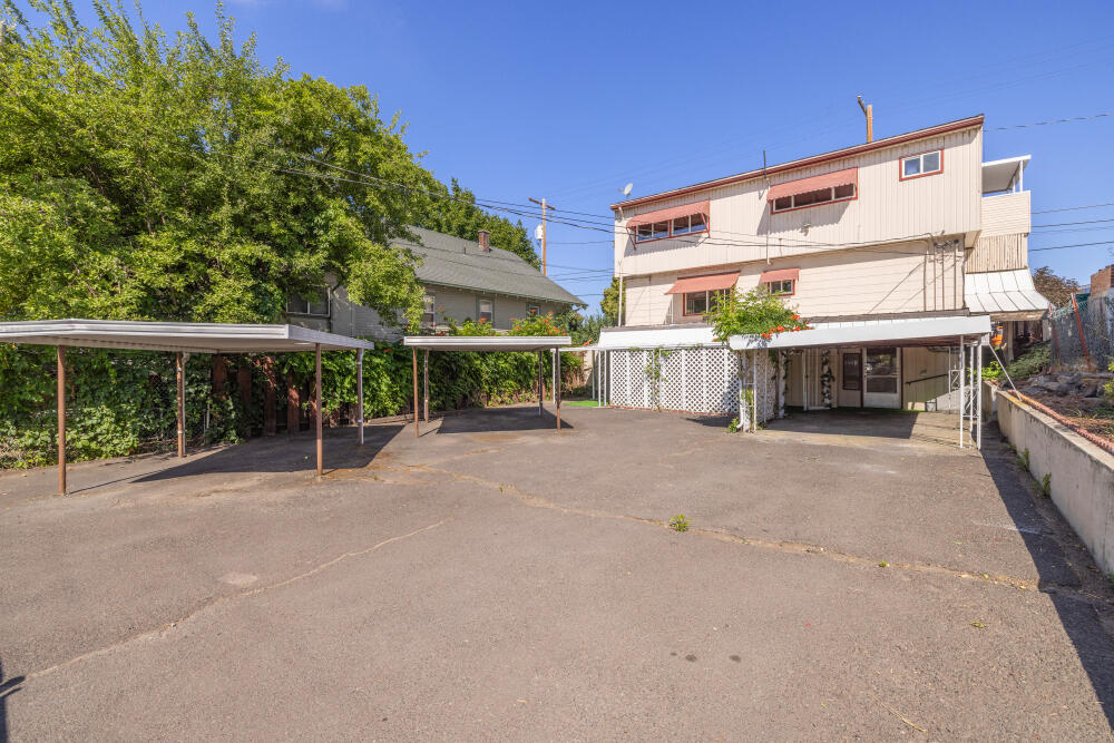 Klamath Falls -Hot Springs Addition - Commercial Sale