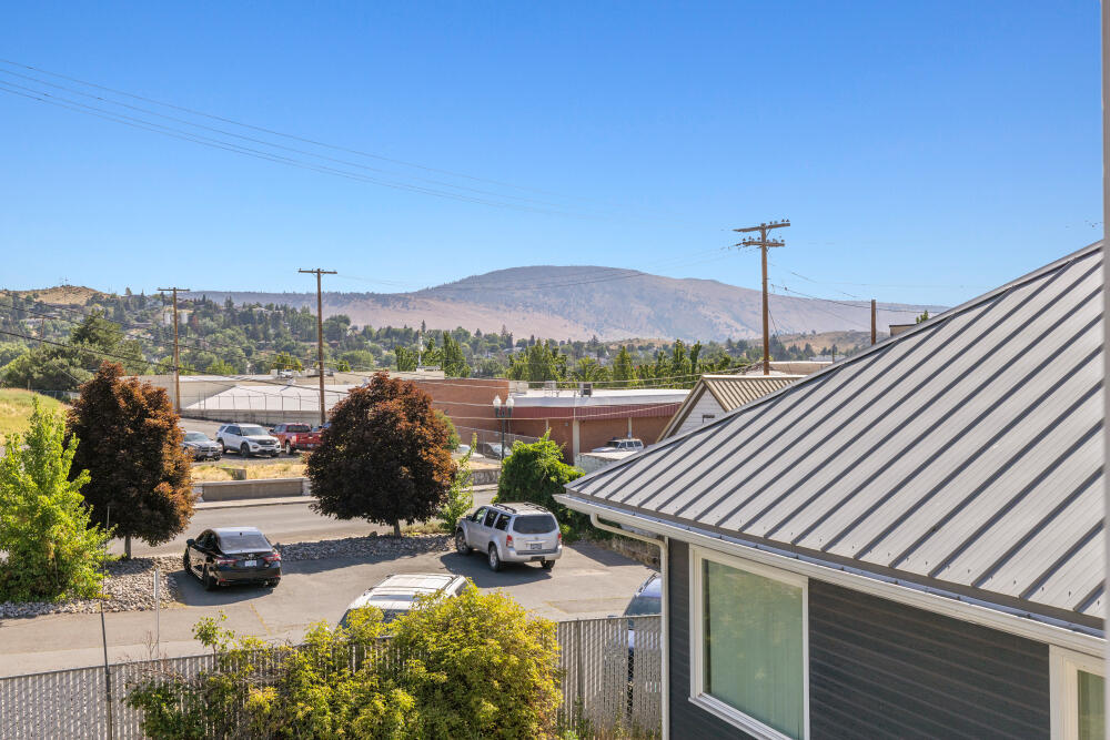 Klamath Falls -Hot Springs Addition - Commercial Sale