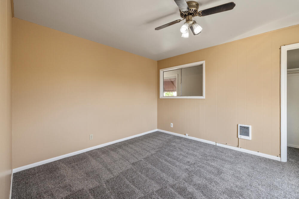 Klamath Falls -Hot Springs Addition - Commercial Sale