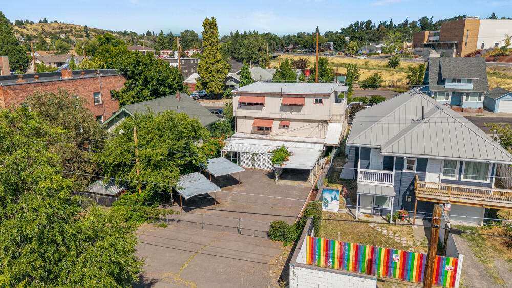 Klamath Falls -Hot Springs Addition - Commercial Sale