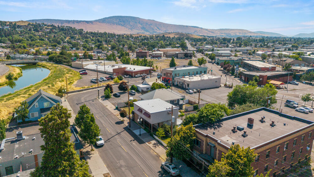 Klamath Falls -Hot Springs Addition - Commercial Sale