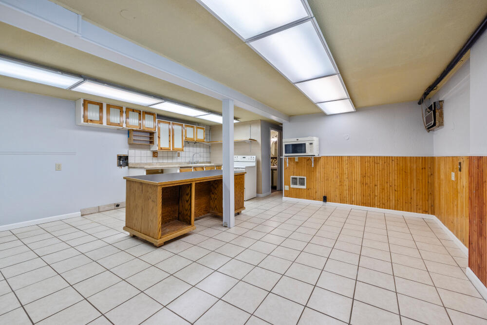 Klamath Falls -Hot Springs Addition - Commercial Sale