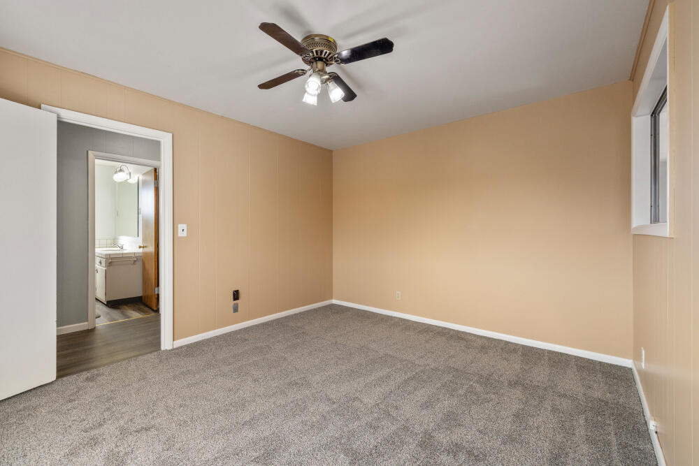 Klamath Falls -Hot Springs Addition - Commercial Sale