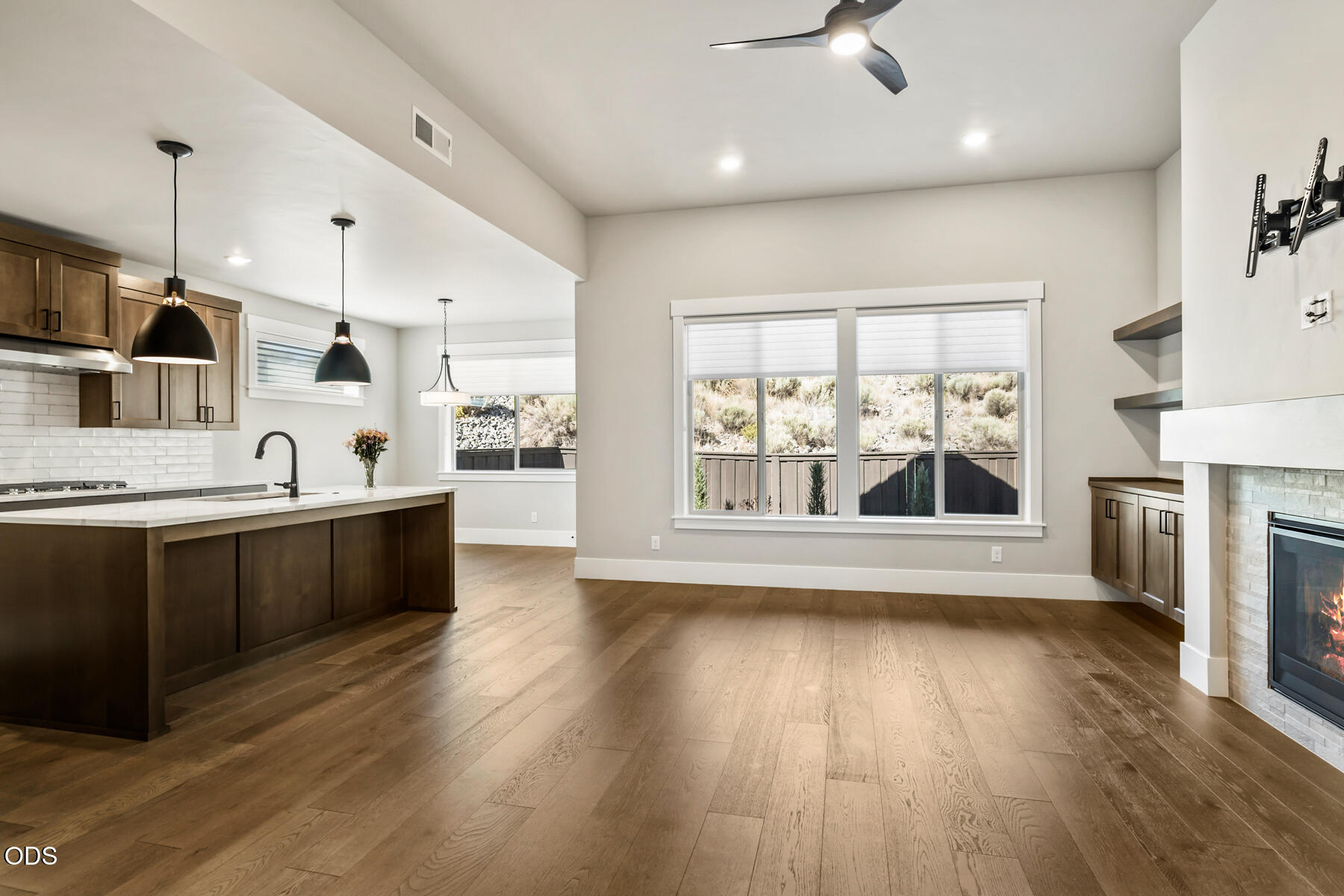 3041 NW Butte View Drive