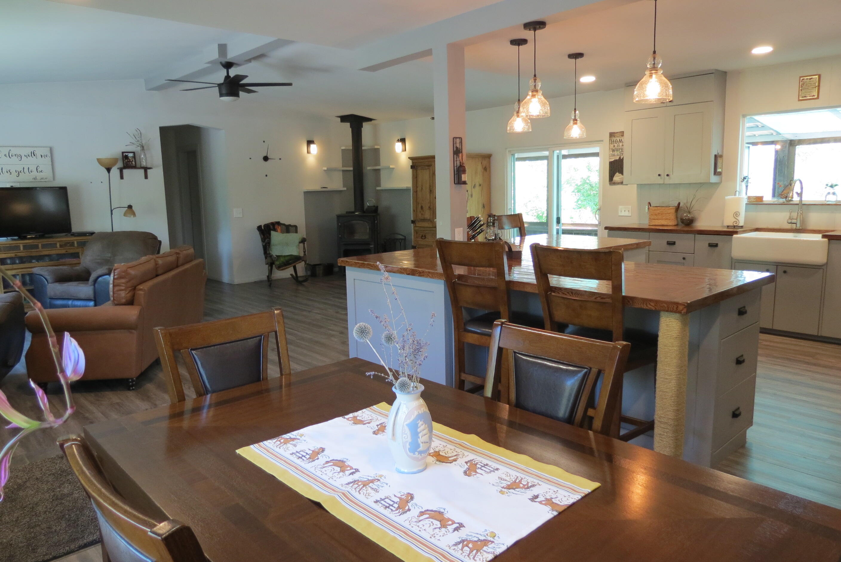 Irish Bend - Residential