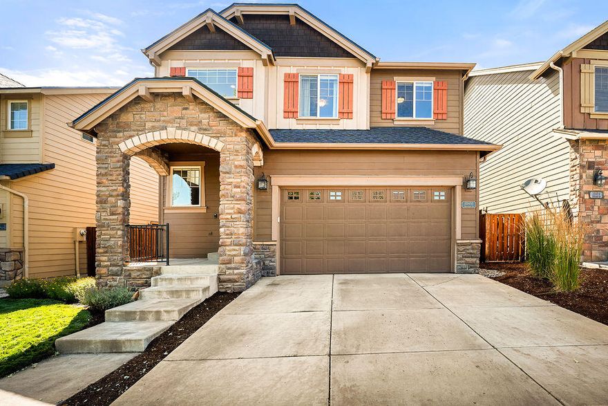 This beautifully updated 2,085 sq ft home, located in one of Bend's most desirable neighborhoods, Sun Meadow, offers 4 bedrooms and 2.5 baths on a 3,920 sq ft lot. Fresh interior paint and new carpet throughout create a bright and inviting atmosphere. The kitchen features new quartz countertops, eating bar, stainless steel appliances, ample cabinetry, and walk-in pantry all with new laminate floors extending into the dining area. Upstairs, the spacious primary suite includes an en-suite bath, and walk-in closet, while three additional bedrooms provide plenty of space.

The fully fenced private yard with a covered patio is perfect for outdoor relaxation. A new roof installed in 2023 adds peace of mind. Just steps from Sun Meadow Park and within walking distance to local schools, this home also offers access to a community pool and playground. With its ideal location and modern upgrades, this home is a must-see!