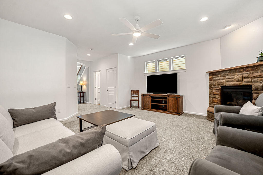 Sun Meadow - Residential