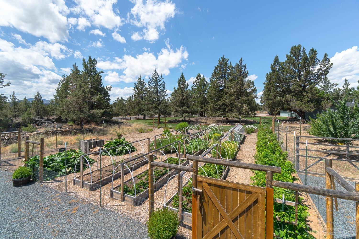 Tetherow Crossing - Residential