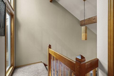 Tiny photo for 17755 Lake Aspen Court #25, Sunriver, OR 97707 (MLS # 220219423)