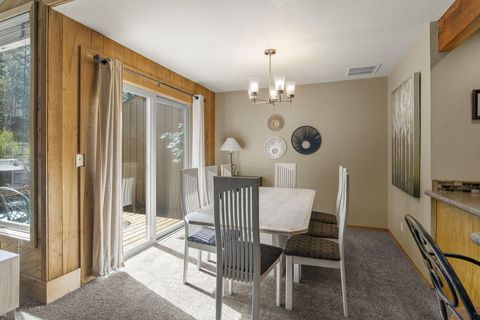 Tiny photo for 17755 Lake Aspen Court #25, Sunriver, OR 97707 (MLS # 220219423)