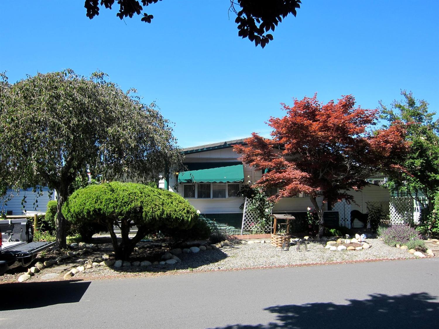 Rogue Lea Estates - Residential