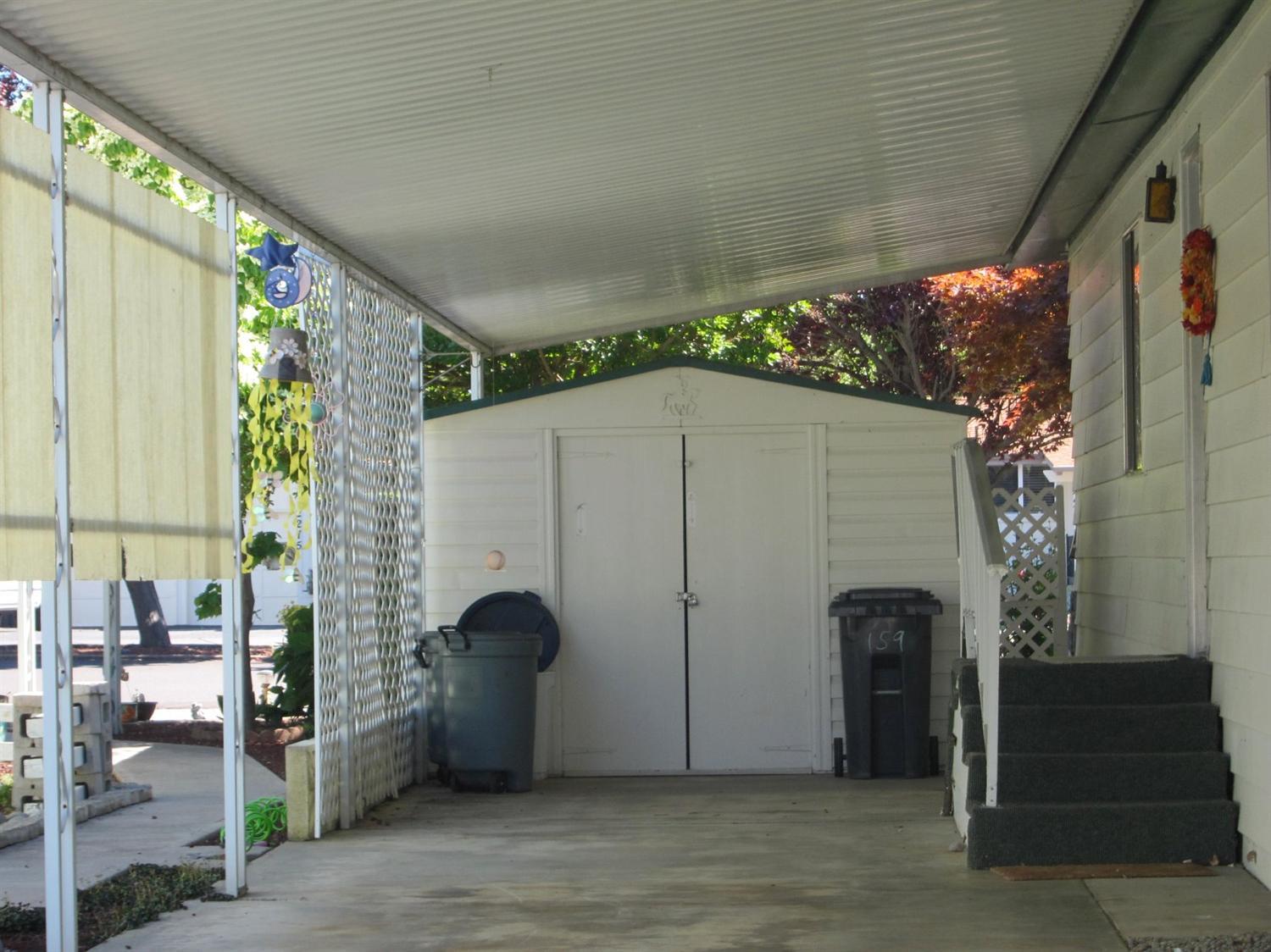 Rogue Lea Estates - Residential