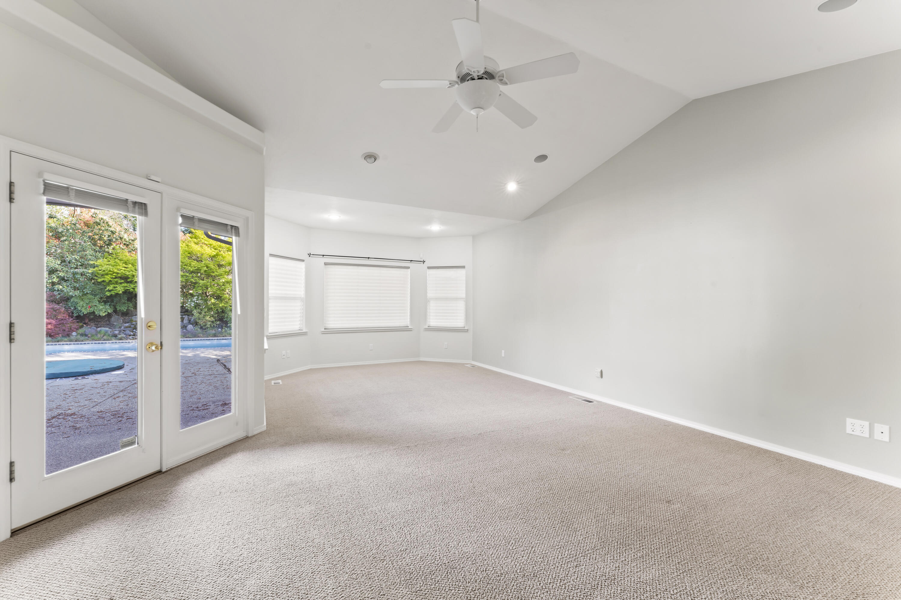 Rivercrest Subdivision - Residential