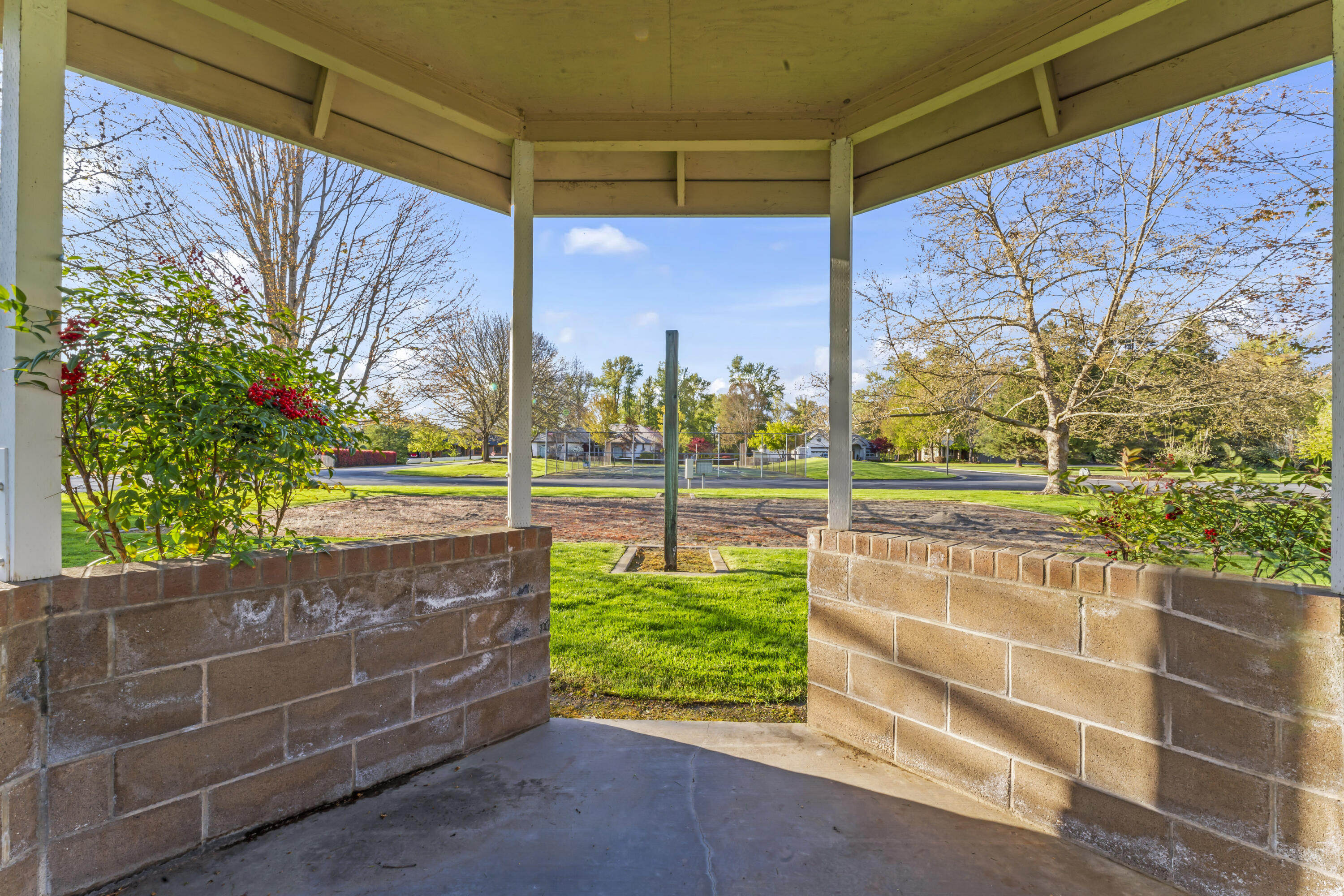 Rivercrest Subdivision - Residential