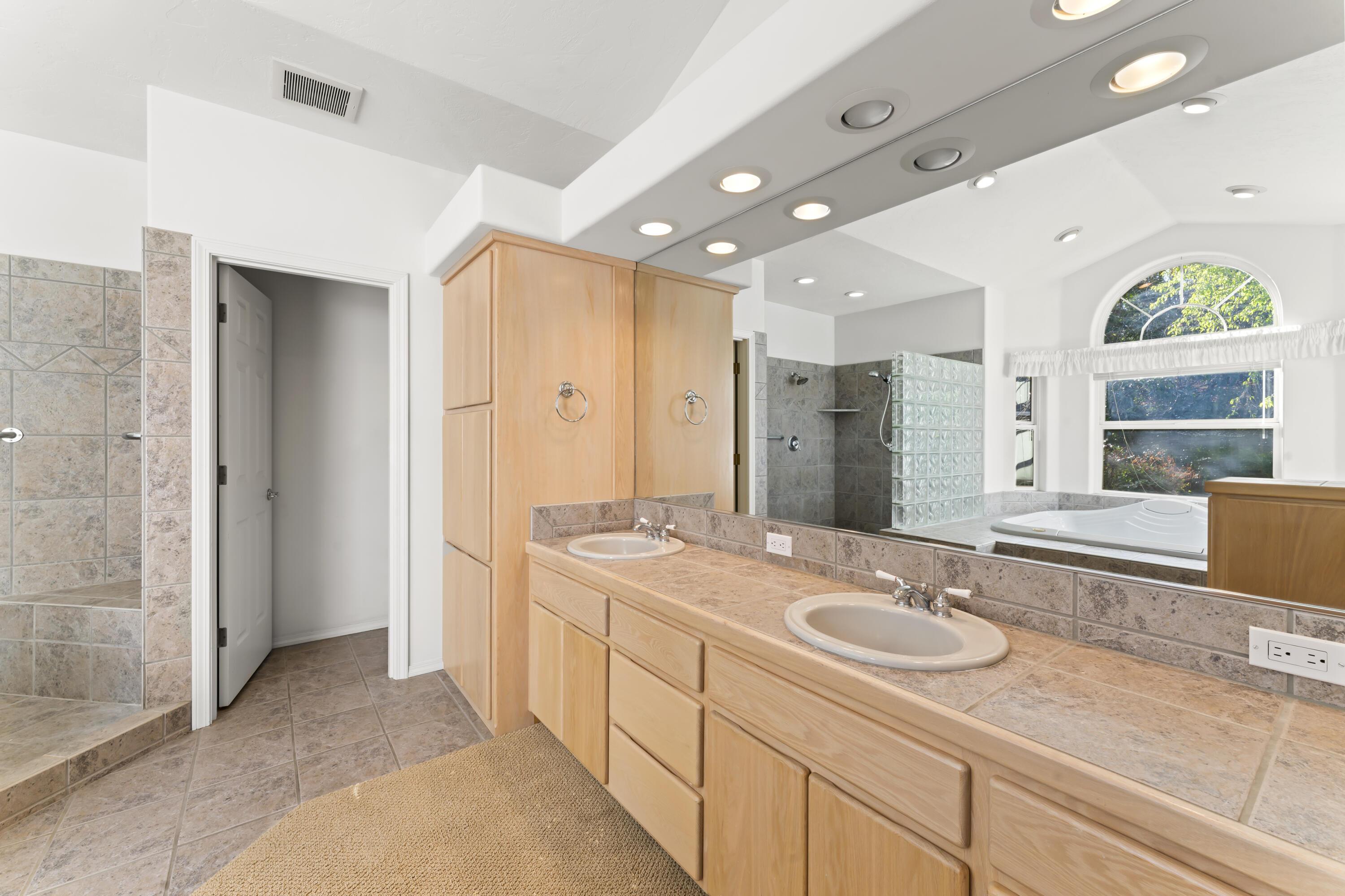 Rivercrest Subdivision - Residential