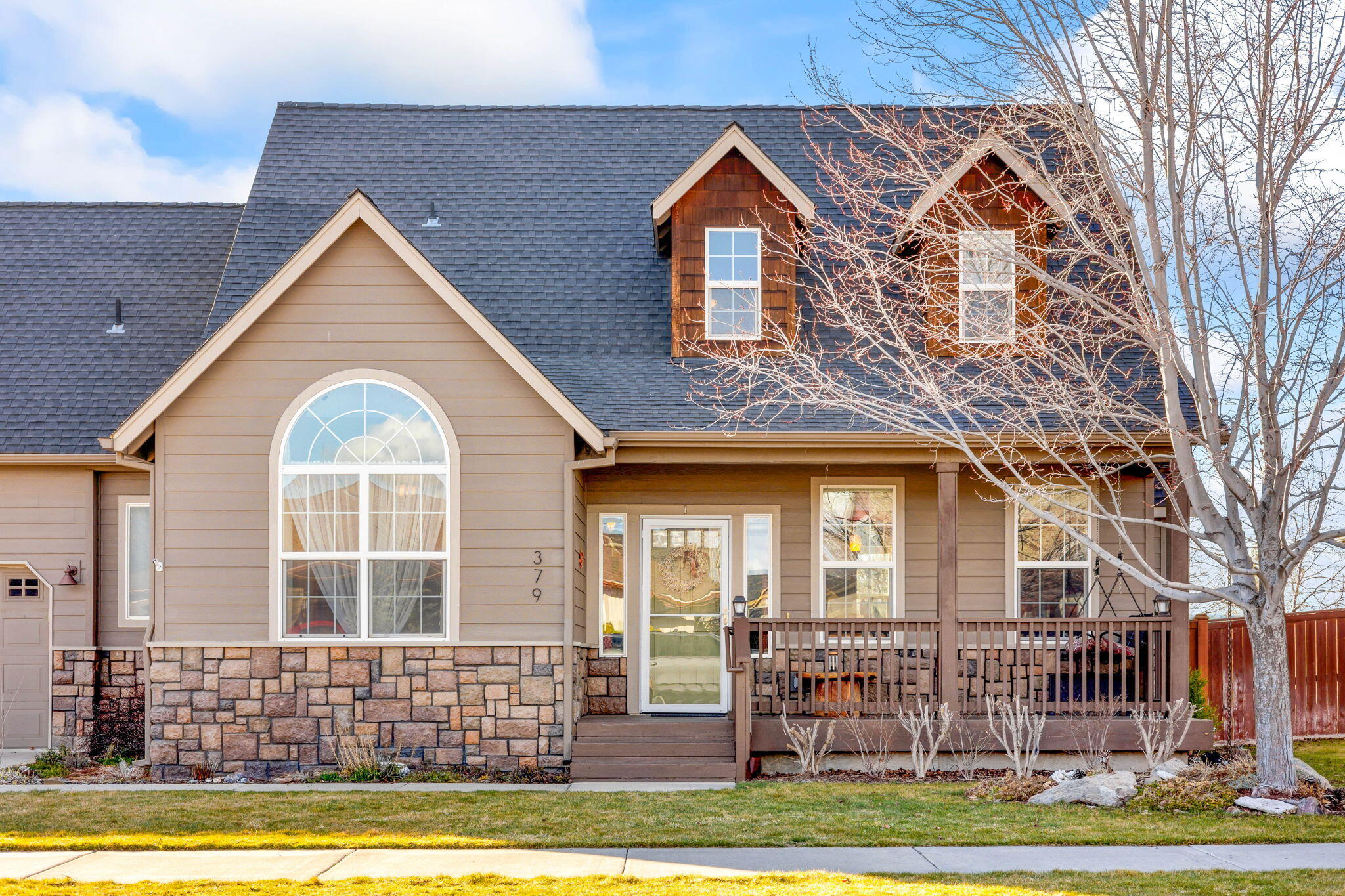 379 SE Pioneer Drive