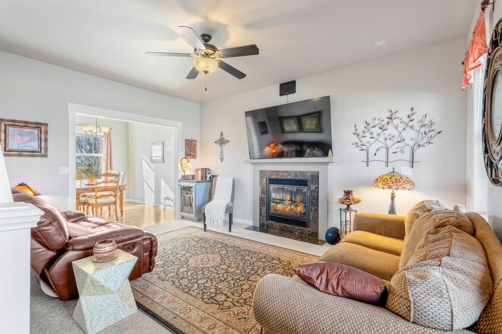379 SE Pioneer Drive